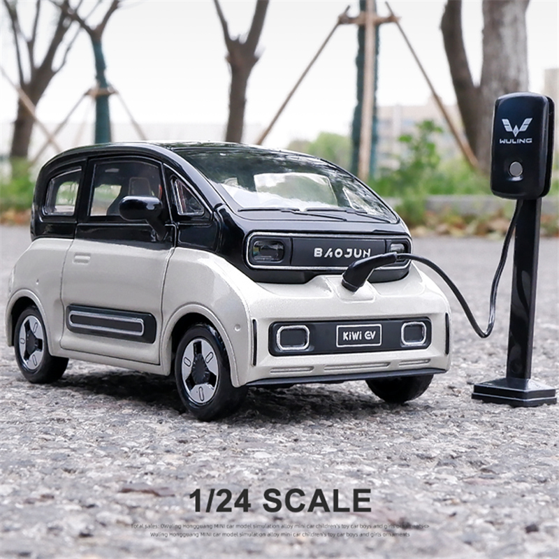 Renewable Energy Kids - 1:24 мини электромобиль BAOJUN из сплава,